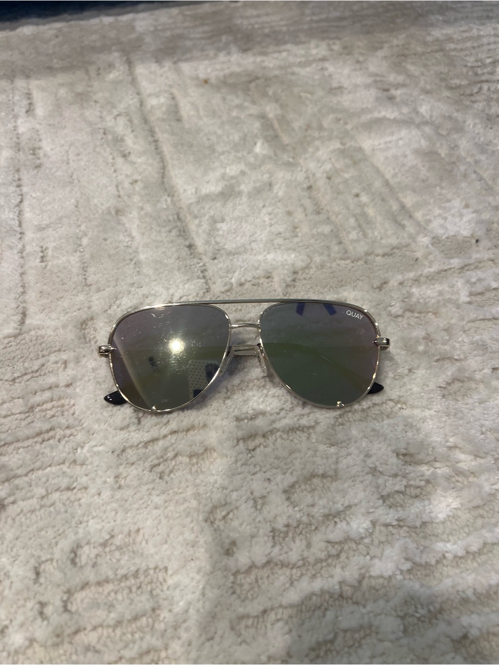 Quay Australia Silver Aviator Sunglasses with Mirrored Lenses